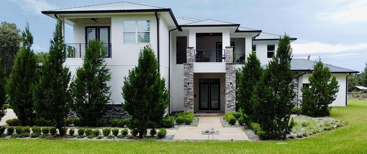 5 Acres of Residential Land with Home for Sale in Zephyrhills, Florida