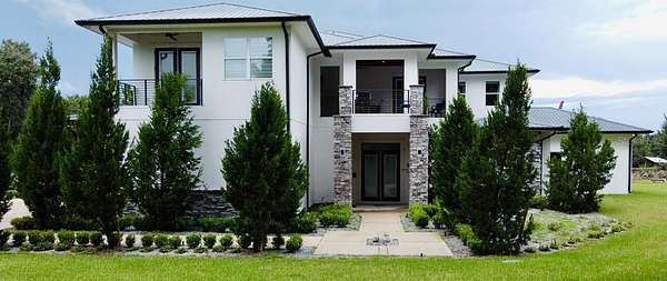 5 Acres of Residential Land with Home for Sale in Zephyrhills, Florida