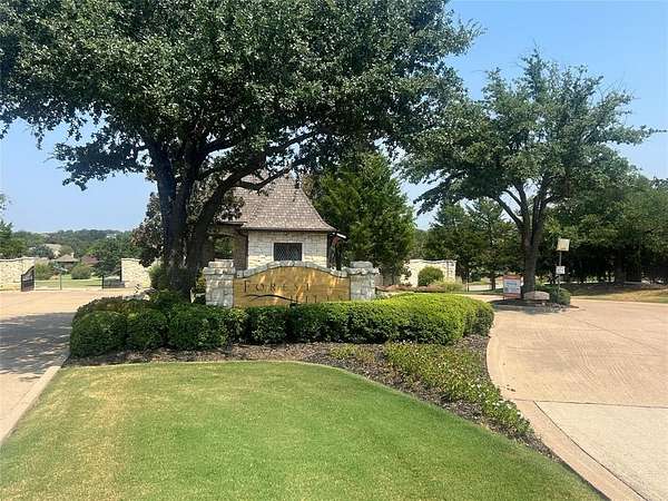1.2 Acres of Residential Land for Sale in Cross Roads, Texas