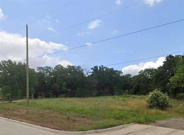 0.4 Acres of Mixed-Use Land for Sale in Lakeside, Texas