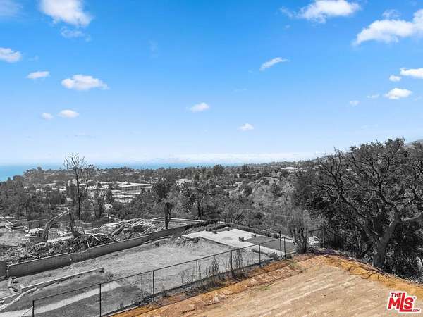 0.2 Acres of Residential Land for Sale in Pacific Palisades, California