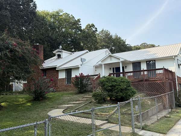 2.7 Acres of Residential Land with Home for Sale in Bridgeport, Alabama