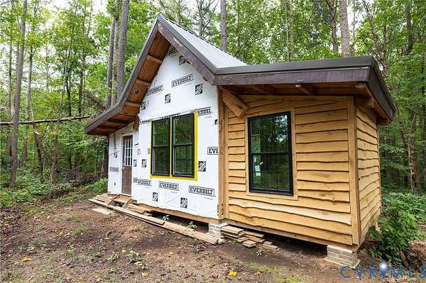 10 Acres of Land for Sale in Kenbridge, Virginia