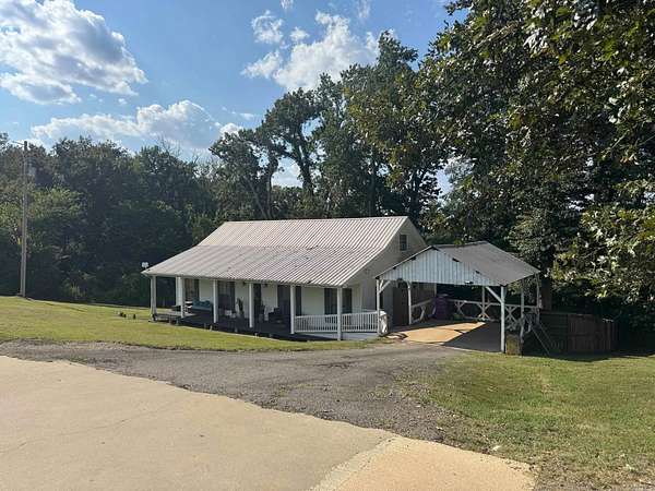2 Acres of Residential Land with Home for Sale in Conway, Arkansas