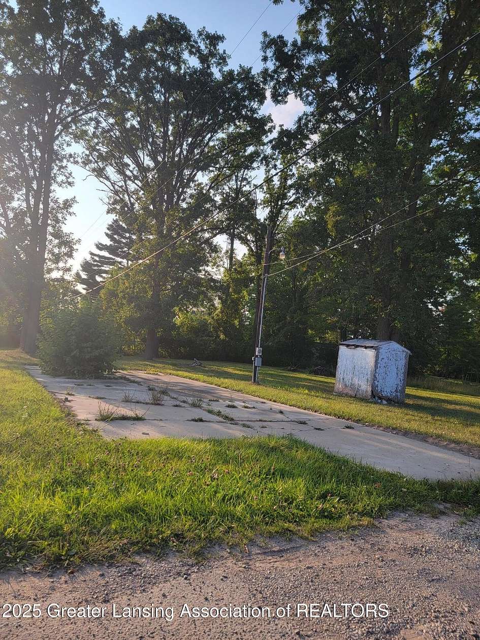 0.23 Acres of Commercial Land for Sale in Beaverton, Michigan