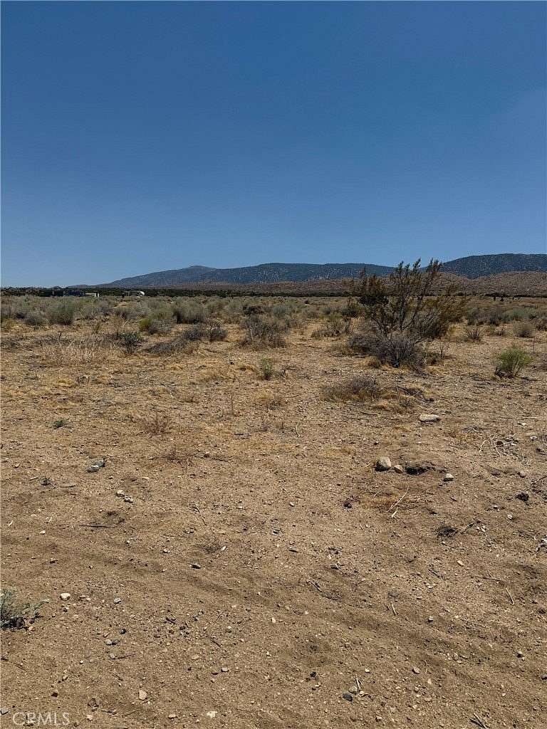 2.53 Acres of Land for Sale in Llano, California