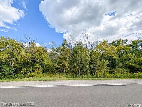 1.34 Acres of Residential Land for Sale in Flint, Michigan