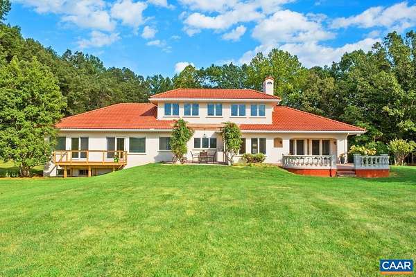 97.4 Acres of Agricultural Land with Home for Sale in Afton, Virginia