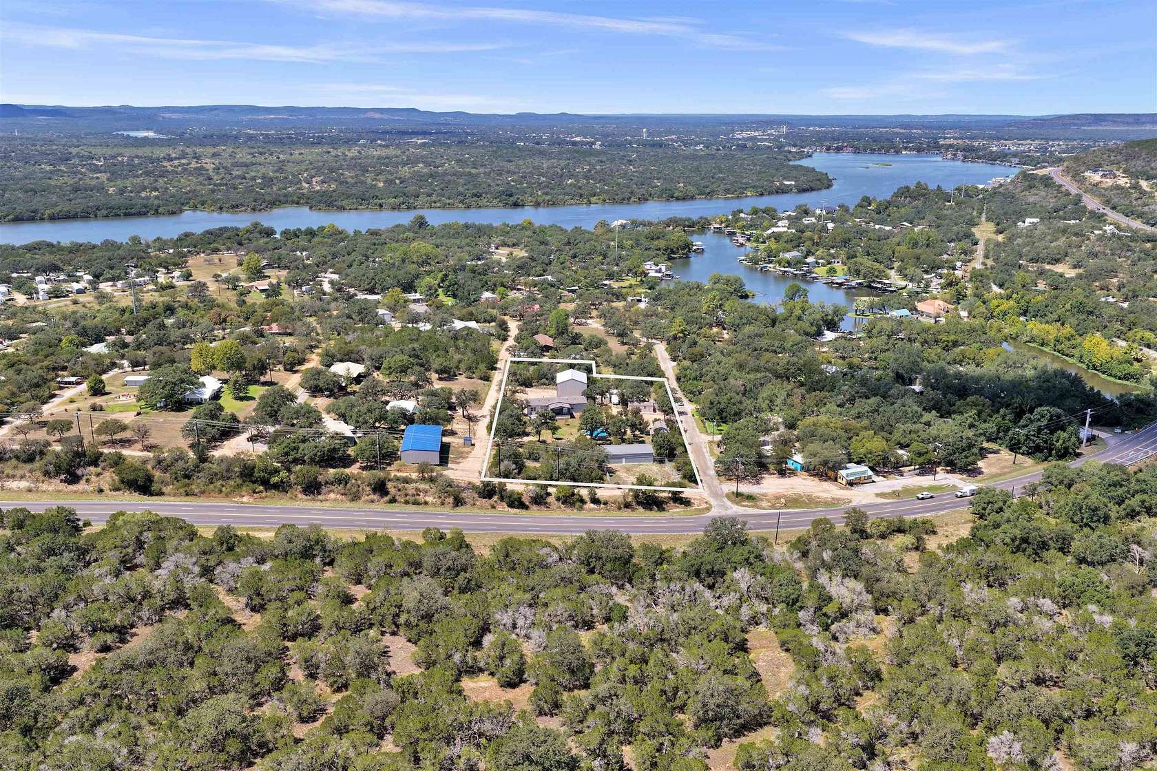 1.5 Acres of Improved Mixed-Use Land for Sale in Kingsland, Texas