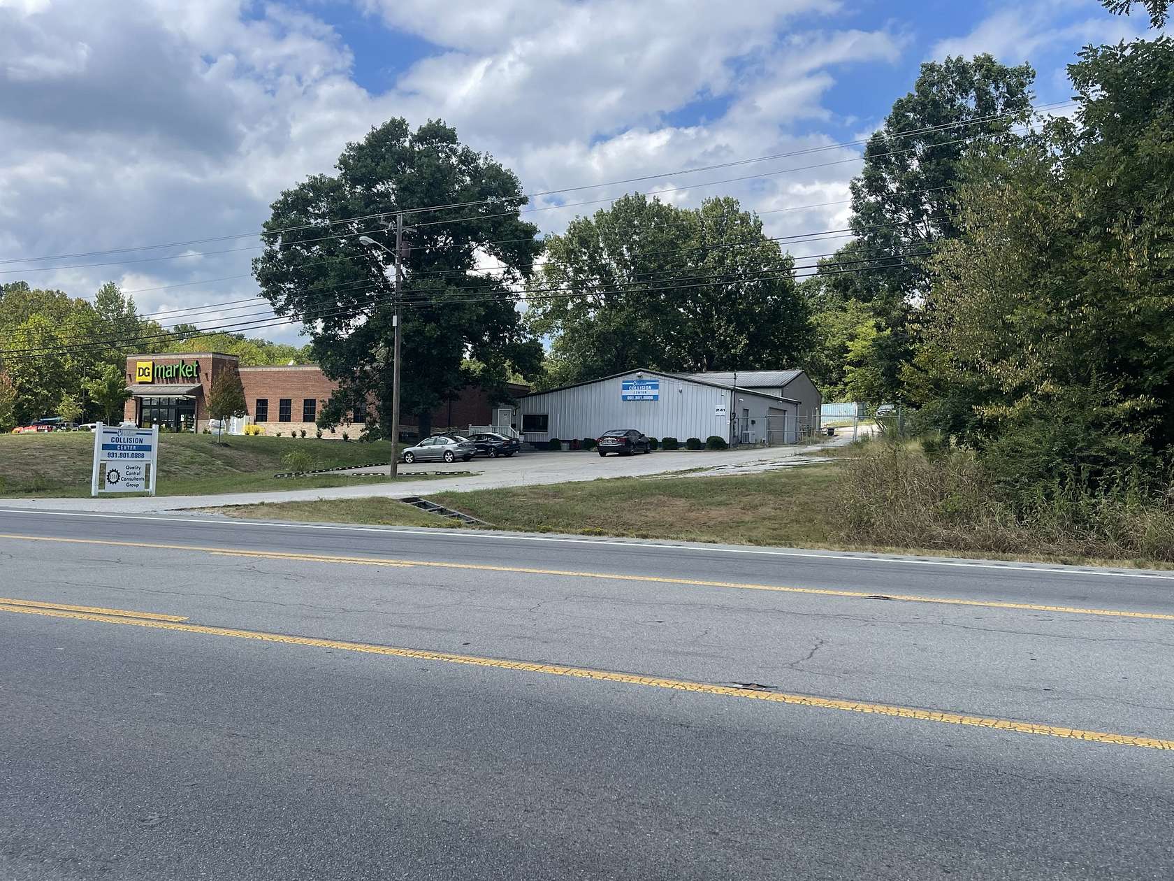 2.66 Acres of Improved Commercial Land for Sale in Columbia, Tennessee
