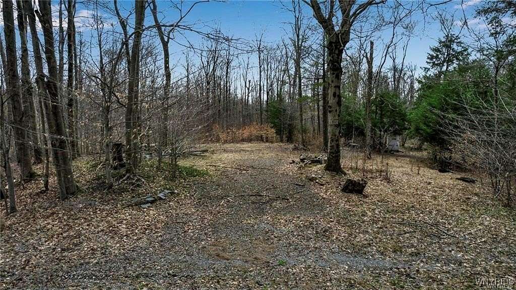 3.53 Acres of Land for Sale in Warsaw, New York