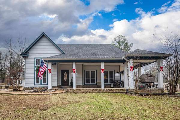 20 Acres of Agricultural Land with Home for Sale in Somerville, Tennessee