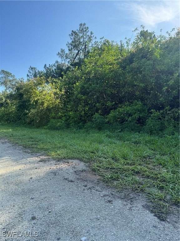 1.25 Acres of Land for Sale in Clewiston, Florida