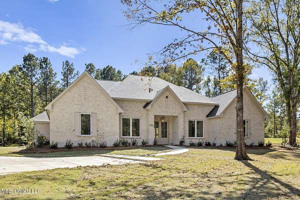 2 Acres of Residential Land with Home for Sale in Gluckstadt, Mississippi