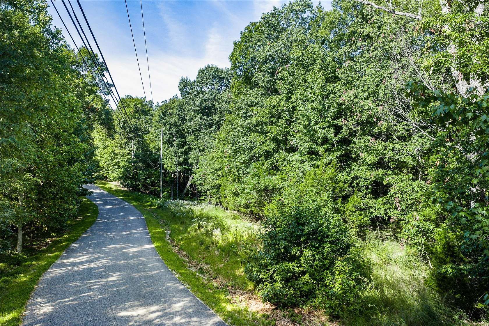 21.4 Acres of Recreational Land for Sale in Cookeville, Tennessee