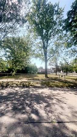 0.19 Acres of Residential Land for Sale in Hazel Park, Michigan