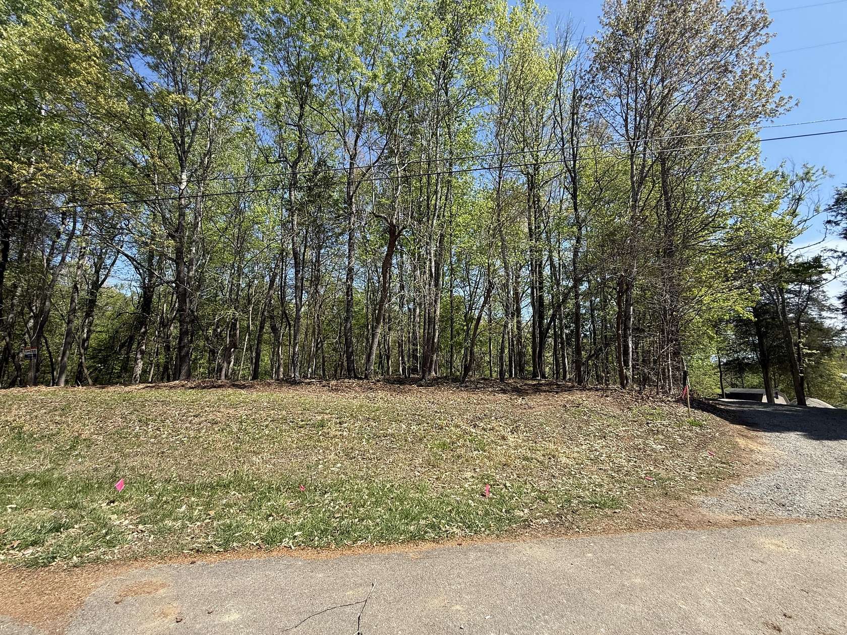 1.7 Acres of Residential Land for Sale in Rockwood, Tennessee