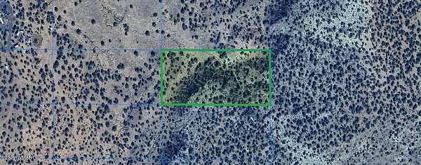 5 Acres of Land for Sale in Concho, Arizona