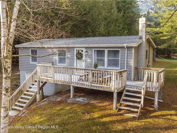 2.76 Acres of Residential Land with Home for Sale in Jewett, New York