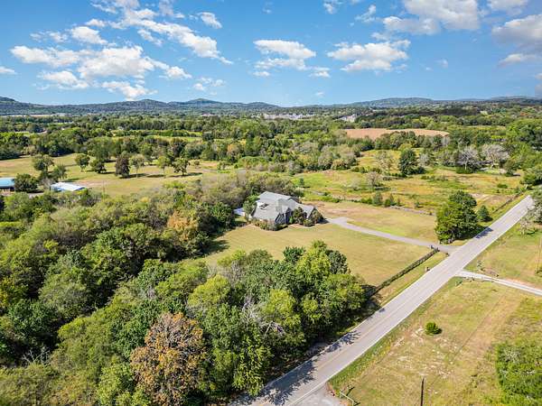 5.74 Acres of Residential Land with Home for Sale in Lascassas, Tennessee
