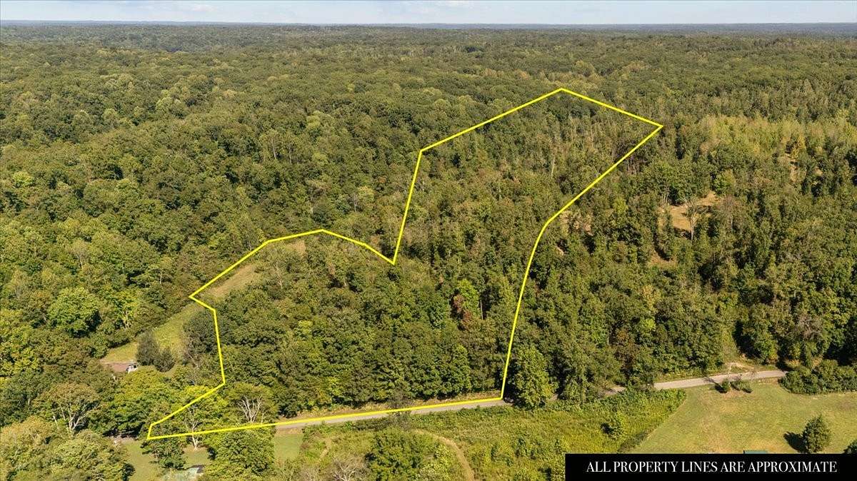 30 Acres of Recreational Land for Sale in Waverly, Tennessee