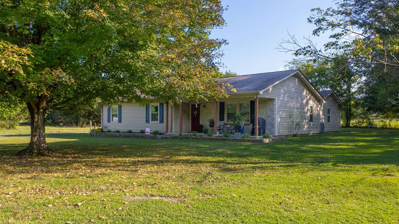 29.1 Acres of Land with Home for Sale in Christiana, Tennessee