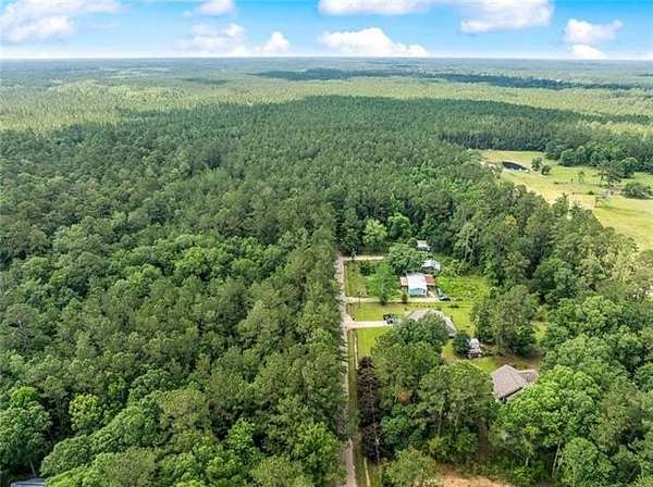 5 Acres of Residential Land for Sale in Covington, Louisiana