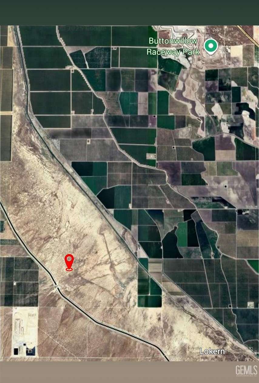 2.5 Acres of Mixed-Use Land for Sale in Buttonwillow, California