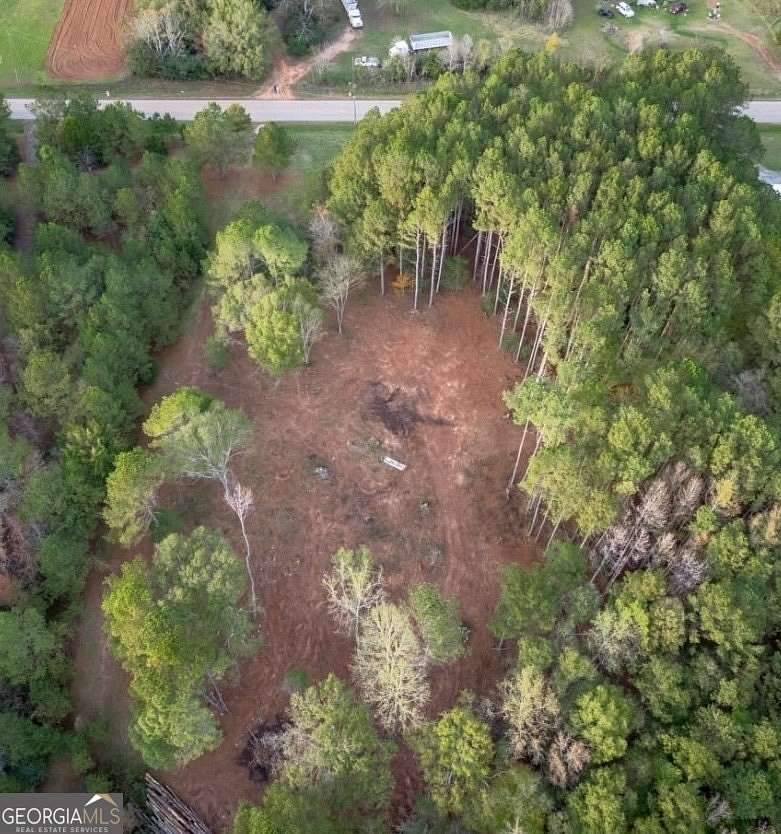 5 Acres of Residential Land for Sale in Madison, Georgia