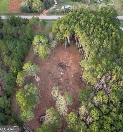 5 Acres of Residential Land for Sale in Madison, Georgia