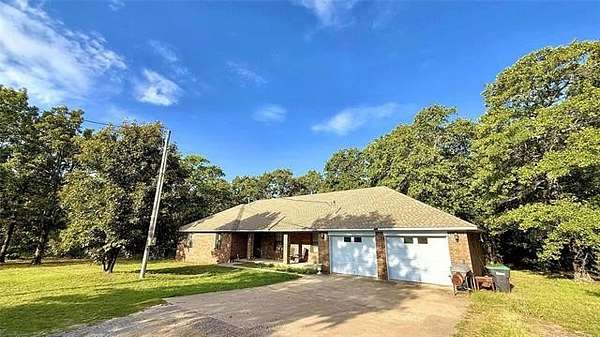 2.28 Acres of Residential Land with Home for Sale in Tahlequah, Oklahoma