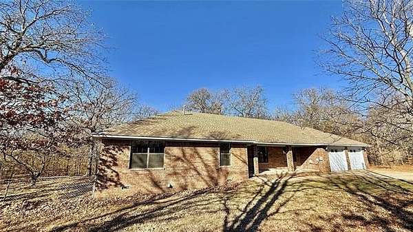 2.28 Acres of Residential Land with Home for Sale in Tahlequah, Oklahoma
