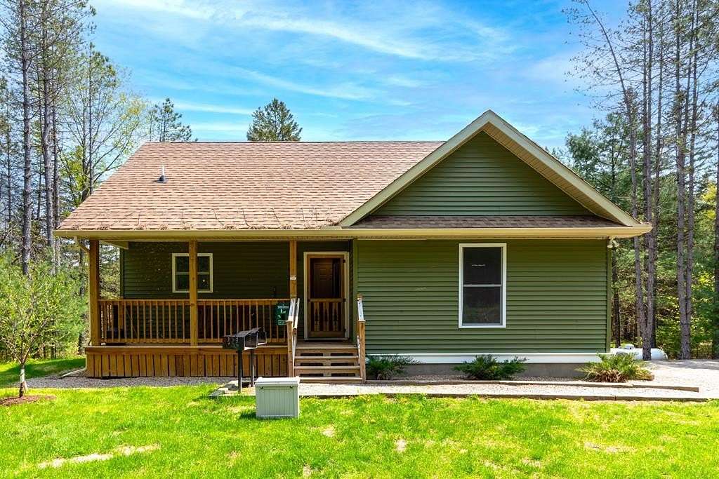 3.22 Acres of Land with Home for Sale in Wilmington, New York