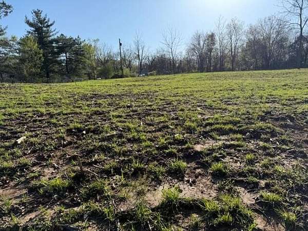 1 Acre of Residential Land for Sale in Pomona, Missouri