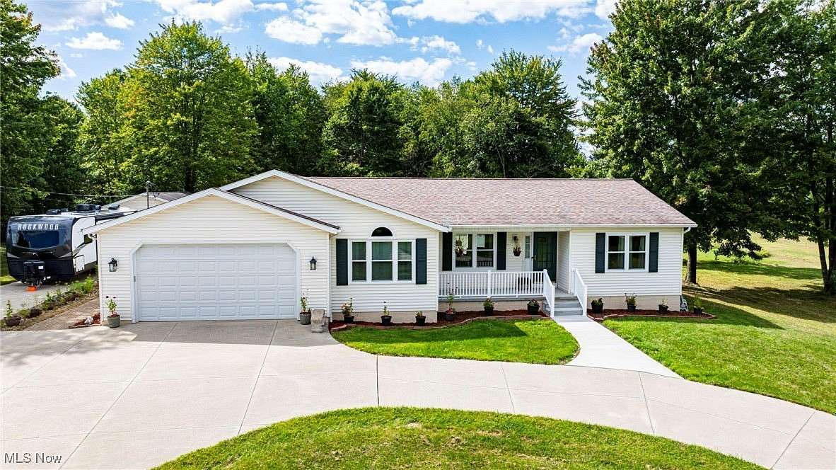 2 Acres of Residential Land with Home for Sale in Medina, Ohio