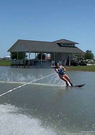 1.3 Acres of Residential Land for Sale in Martindale, Texas