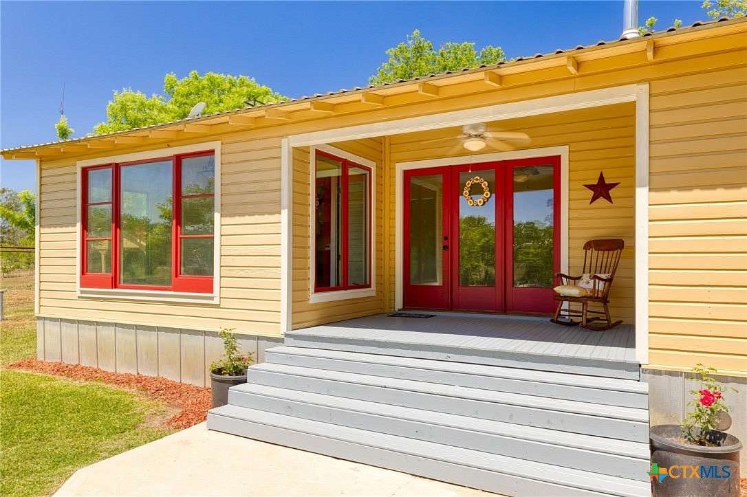 9.68 Acres of Land with Home for Sale in Dale, Texas