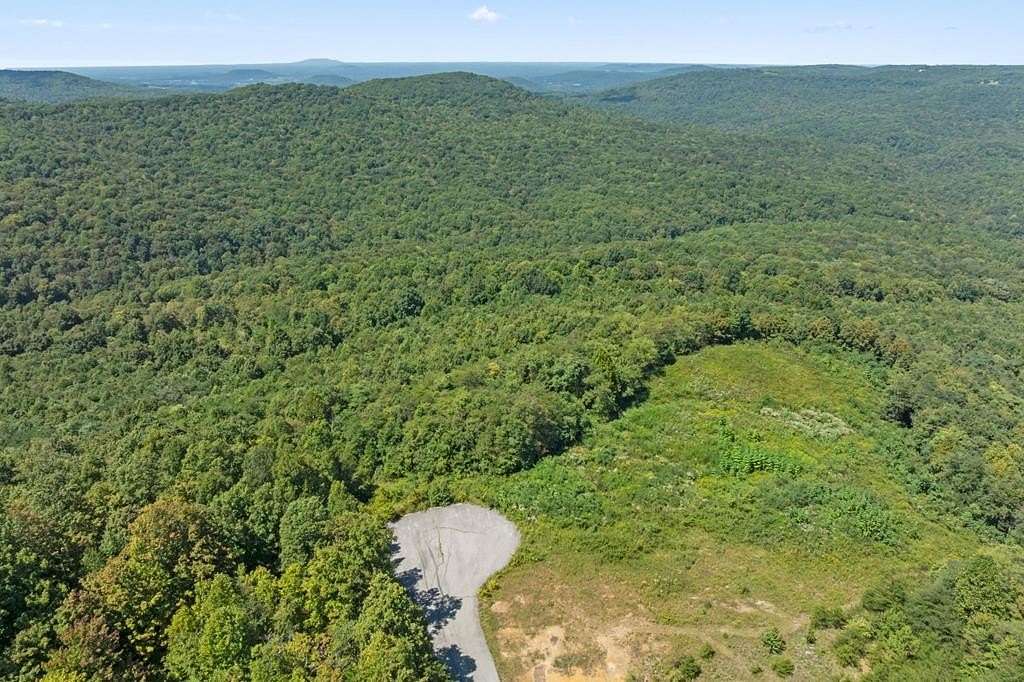5 Acres of Residential Land for Sale in Spencer, Tennessee