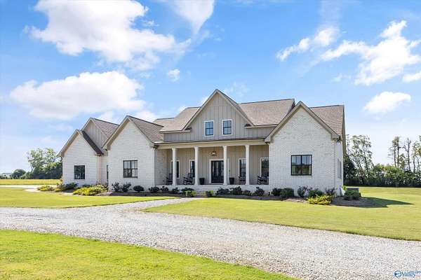 4 Acres of Residential Land with Home for Sale in Athens, Alabama