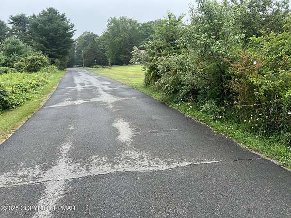 0.85 Acres of Residential Land for Sale in Jim Thorpe, Pennsylvania