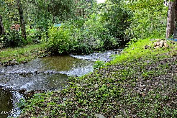 7 Acres of Residential Land for Sale in Gatlinburg, Tennessee