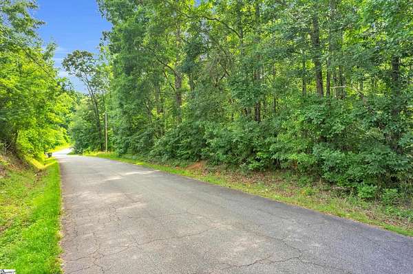5 Acres of Land for Sale in Anderson, South Carolina