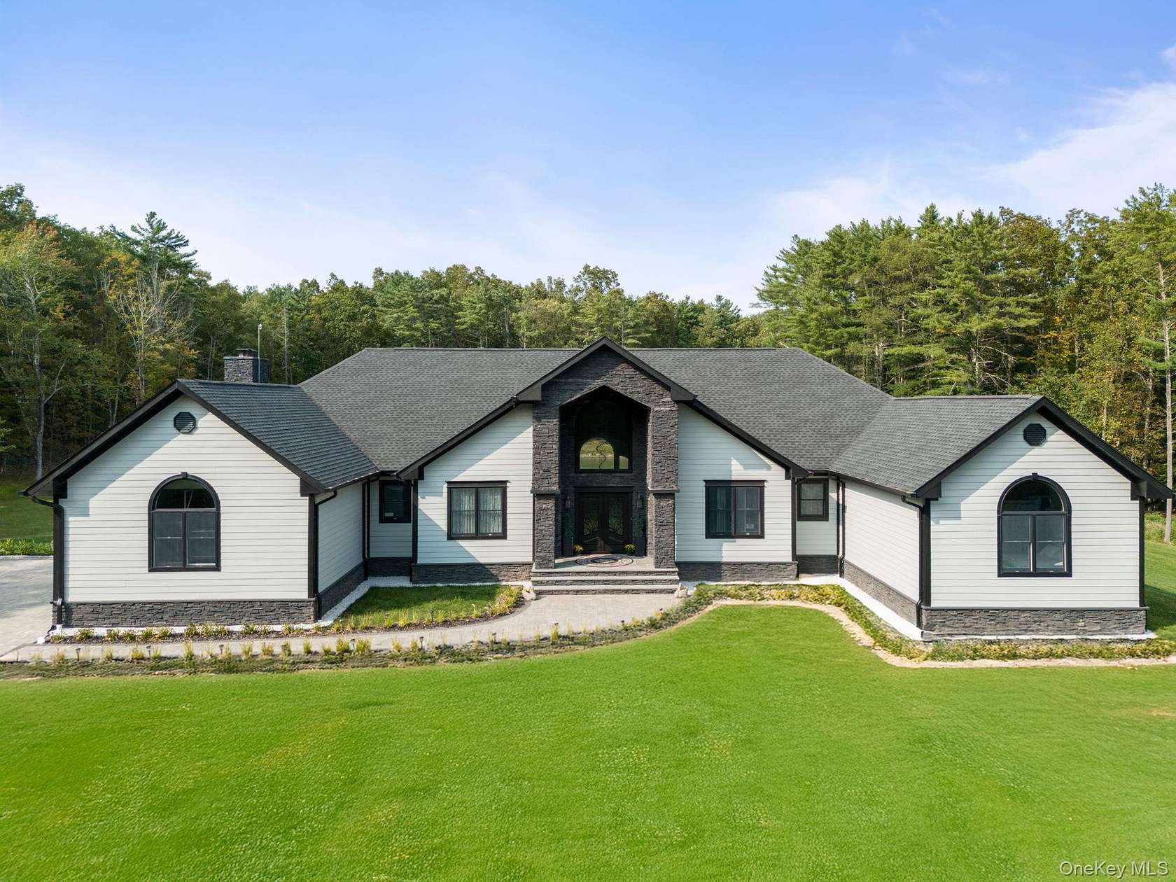 14 Acres of Land with Home for Sale in Coxsackie, New York