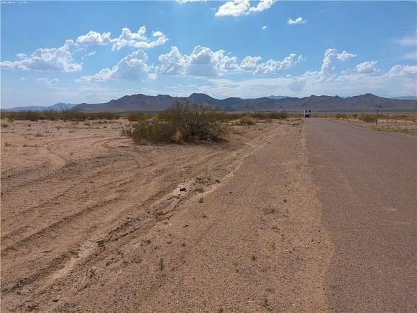 0.23 Acres of Residential Land for Sale in Kingman, Arizona