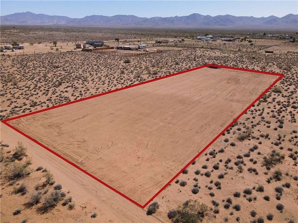 1.17 Acres of Residential Land for Sale in Golden Valley, Arizona