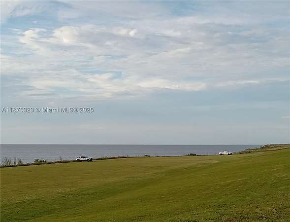 2 Acres of Residential Land for Sale in Okeechobee, Florida