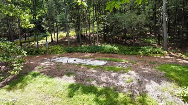 1.24 Acres of Residential Land for Sale in Shohola, Pennsylvania