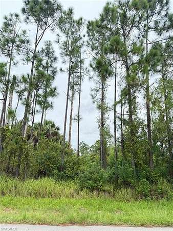 0.25 Acres of Residential Land for Sale in Lehigh Acres, Florida