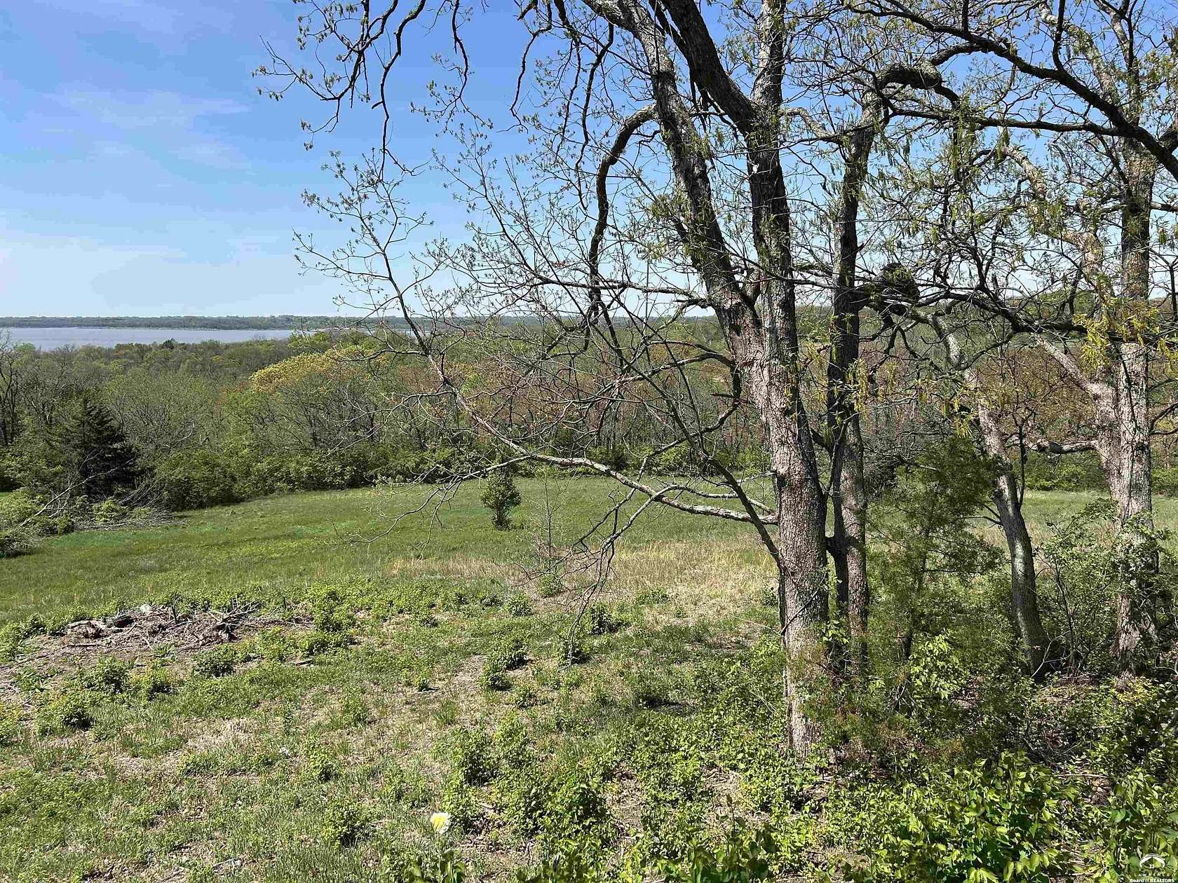 11.2 Acres of Land for Sale in Ozawkie, Kansas