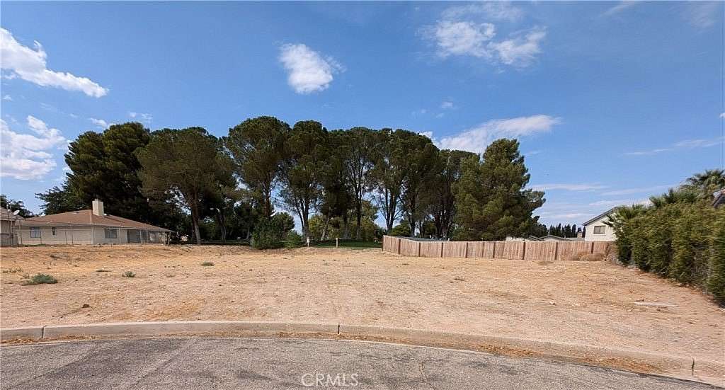 0.26 Acres of Land for Sale in Helendale, California